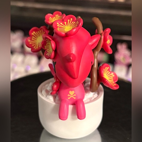 Tokidoki Faith Unicorno Botanical Harmony Series Collectible Art Figure - Picture 3 of 4